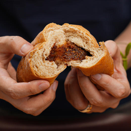 无花果提子黑麦软欧 145g 商品图3