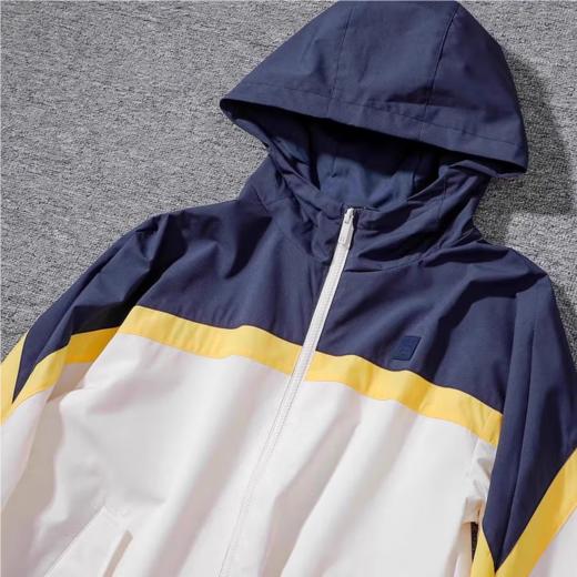 李宁女子2025春秋连帽健身风衣运动外套AFDV958-2 商品图3