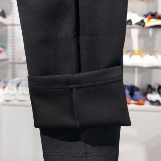 李宁男子2025春季平角宽松运动裤AKLV057-1 商品图3