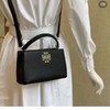 D102172百搭款黑色荔枝纹牛皮金属浮雕logo可手提斜挎迷你戴妃包 商品缩略图7