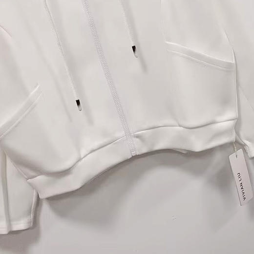 VIVIAN LIU D2417306梅春女装新款时尚立领连帽宽松长袖针织外套 商品图2