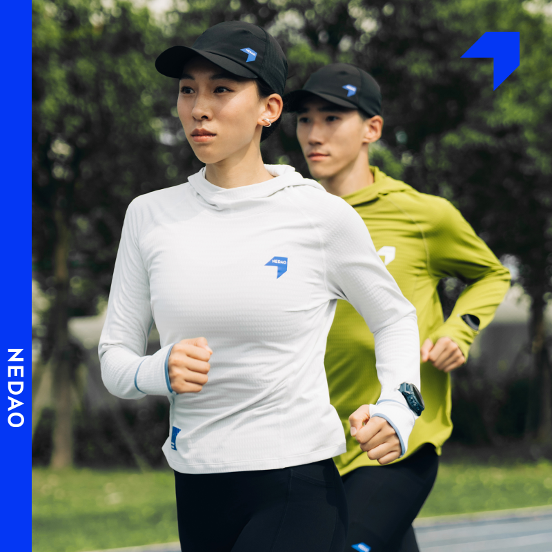 内道新品能量方格AIR带帽长袖女士保暖透湿干爽户外运动跑步长袖