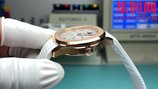 PP百达翡丽 分3K手雷5261R-001 新款笑脸对版原装到货！胶带对版原装，摆轮位置对版原装可调！扣升级对版原装！V2升级版！ 商品图3