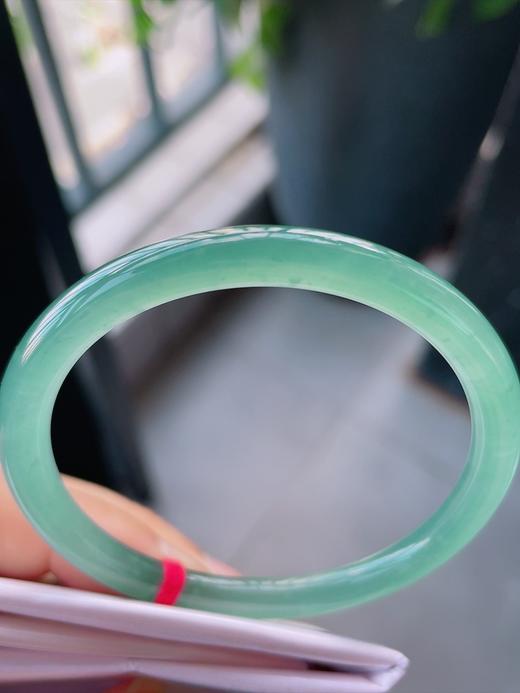 54圆条翡翠手镯 商品图4