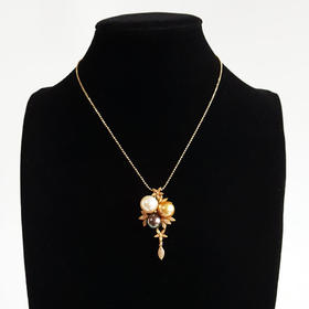 【天然正品】AU750收藏级黄金豪镶钻镶天然近完美约10-11MM三色海水珍珠吊坠项链链长：42CM（长度不可调节）女士091025NJS29