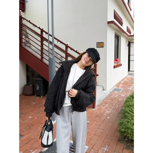 2510403    le** 羊毛 羊驼毛 开衫毛衣外套 商品图4