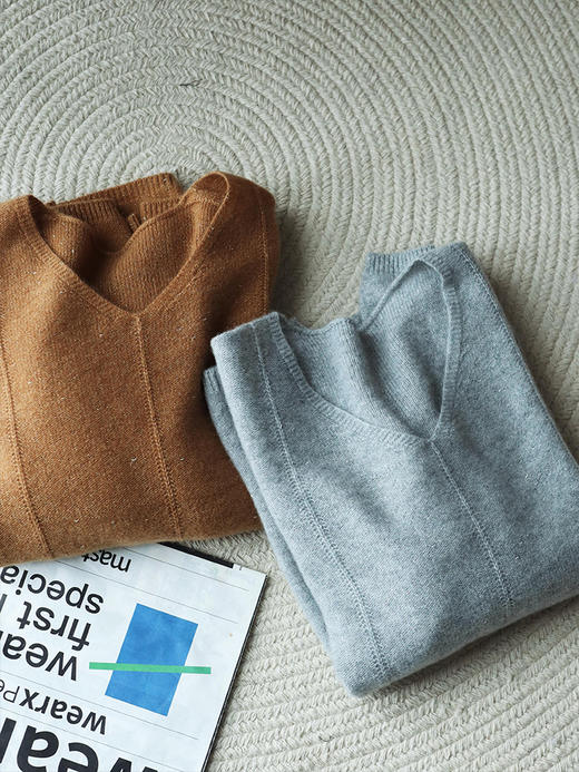 【v领金豆羊绒衫】品牌定制款  单穿内搭都很好看 不挑身材~ 商品图9