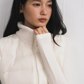 [屁侠推荐]SPLELED 轻绒小马甲 匈牙利白鸭绒 90%绒子含量，保暖不臃肿；四色可选，百搭好看