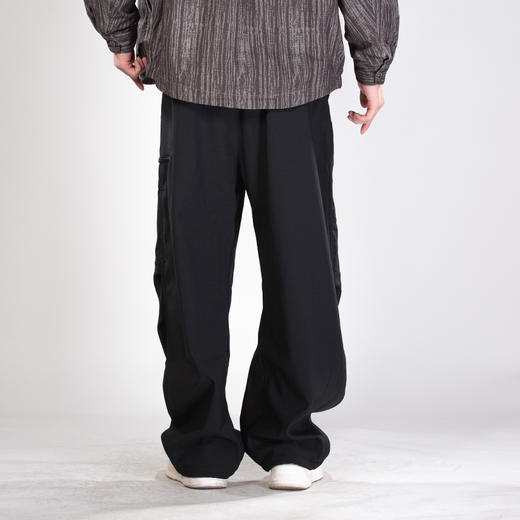 DRONKOO 2025 松紧腰左横右斜拉链装饰复合绒厚轻工装长裤 商品图3