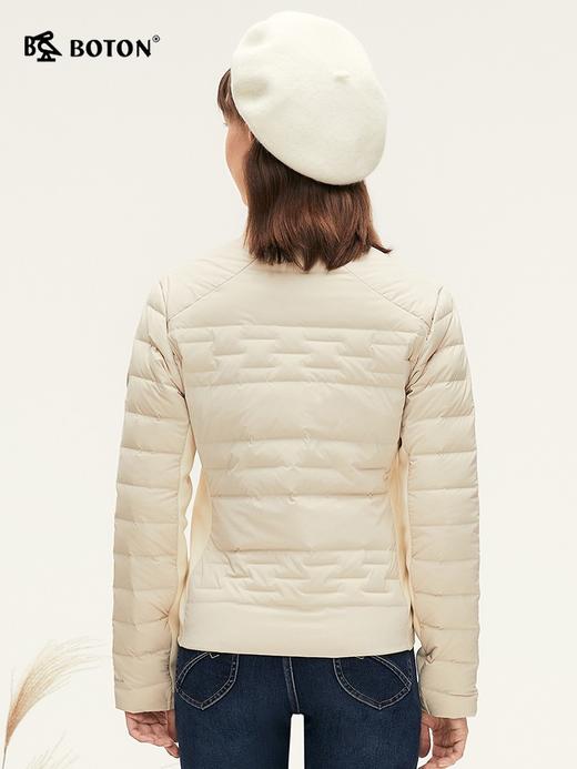 波顿女士秋冬季短款米杏色拼接高端石墨烯保暖羽绒服LC759324 商品图3