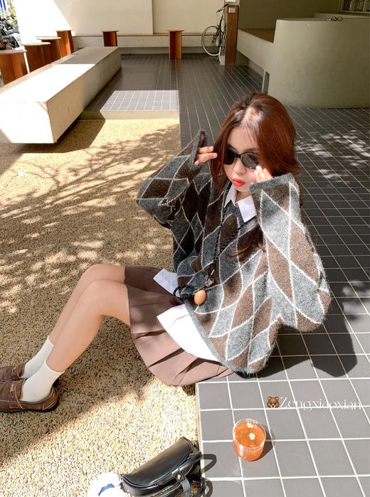 <曾小咸推荐> 现货秒杀！微信超特价！学院风菱格圆领套头毛衣 日常189.99 立减100 秒杀89.99！ 商品图14