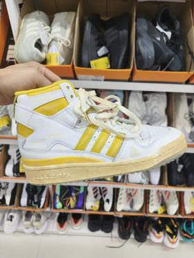 阿迪达斯 鞋 349.9元 (线上线下同时在售，不一定有货，无原装鞋盒，介意勿拍) SZ-444223