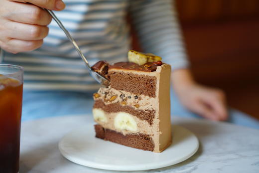 香蕉牛奶巧克力蛋糕 商品图3