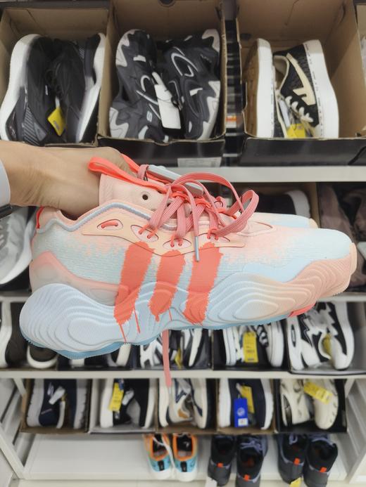 阿迪达斯 鞋 379.9元 (线上线下同时在售，不一定有货，无原装鞋盒，介意勿拍) SZ-581993 商品图0