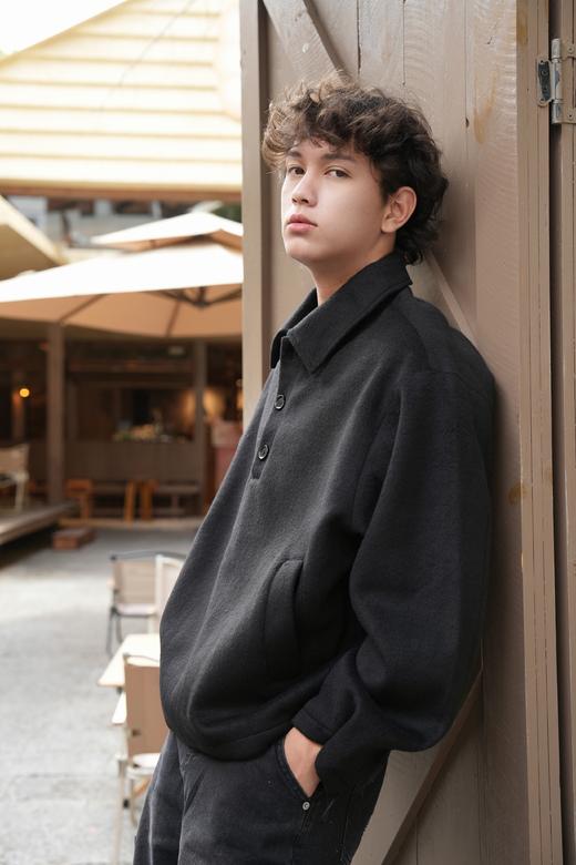 532463253休闲呢料卫衣 商品图0