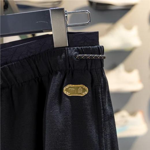 李宁女子2025秋季平脚宽松运动裤故宫联名AKXV368-1 商品图2