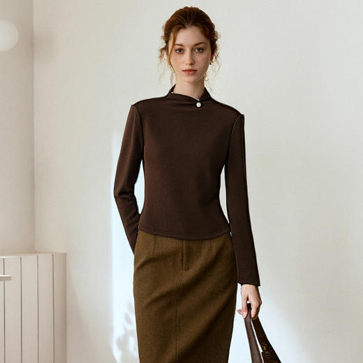 OLrain欧芮儿2025新款女冬季钉珠高领法式针织套头打底衫长袖T恤 商品图1