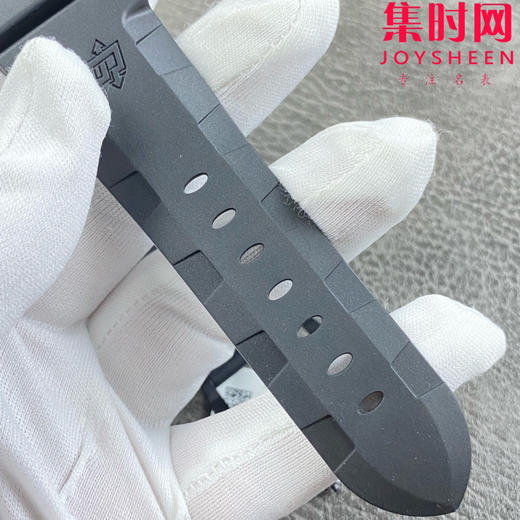 VS沛纳海PAM01039 庐米诺系列PAM1039 帆布面 小橙针 男士腕表
机芯：VS定制P.9010型一体GMT 商品图8