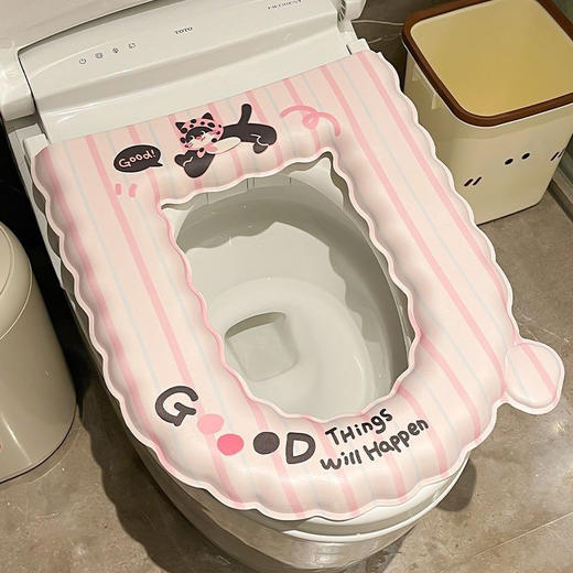 【买二送一❗️防水马桶垫】EVA防水材质，柔软Q弹久坐不累，不怕水打湿一擦即净，自带提手开盖不脏手，马桶垫子防水可擦坐便圈套可水洗坐便套家用免洗QQ 商品图7