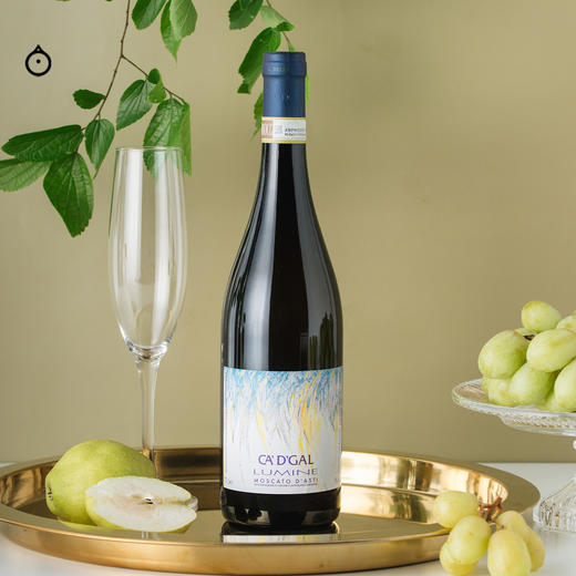 企鹅市集|意大利我的哥酒庄 常年斩获大红虾三杯 莫斯卡托天花板 人气款鹿鸣 70年老藤核心名村 稀有2014老年份款 商品图2