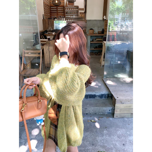<曾小咸推荐>现货秒杀 ！微信超特价！ 韩系灯笼袖毛衣 日常199.99 立减100 秒杀99.99！！ 商品图4