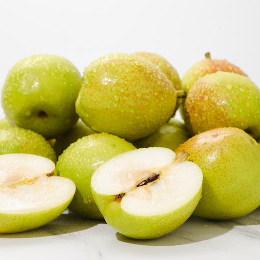 新疆库尔勒香梨  新鲜梨子 皮薄核小 肉质细腻 商品图2