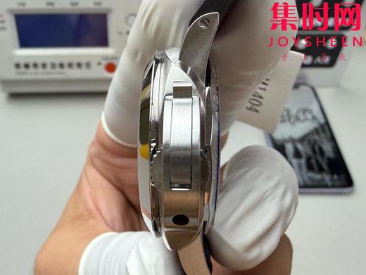 VS沛纳海PAM01404 庐米诺系列PAM1404 男士腕表 适合亚洲人腕围的表盘尺寸40mm
机芯：VS定制P.900型 商品图5