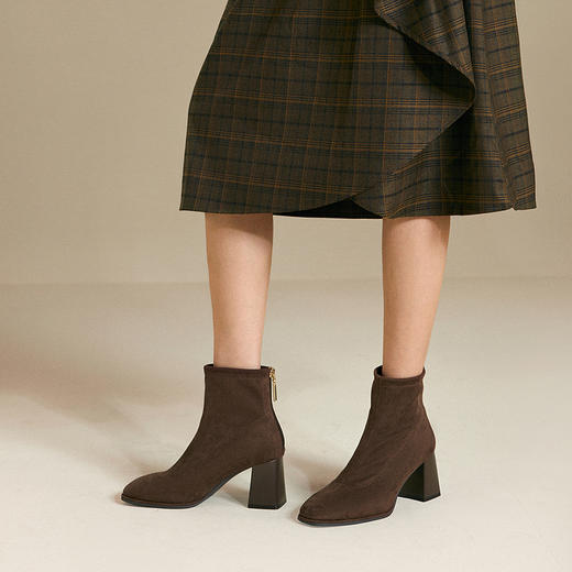 【静音系列】千百度粗高跟弹力袜靴女秋冬新款时装靴短靴子A25588508 商品图2