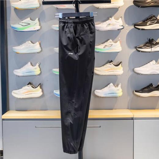 李宁女子2025春季防泼水加绒束脚卫裤运动裤AYKV038-2 商品图3