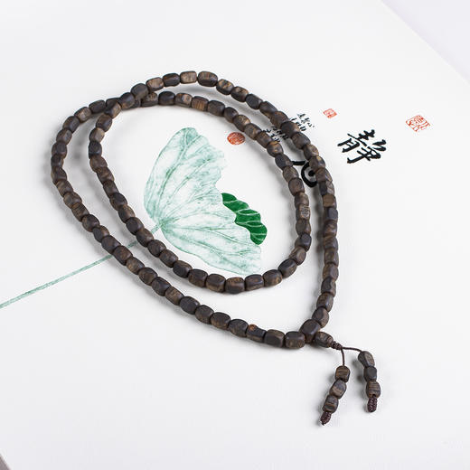 xy0648，【沉水级】沉香随型珠佛珠多圈手链 商品图0