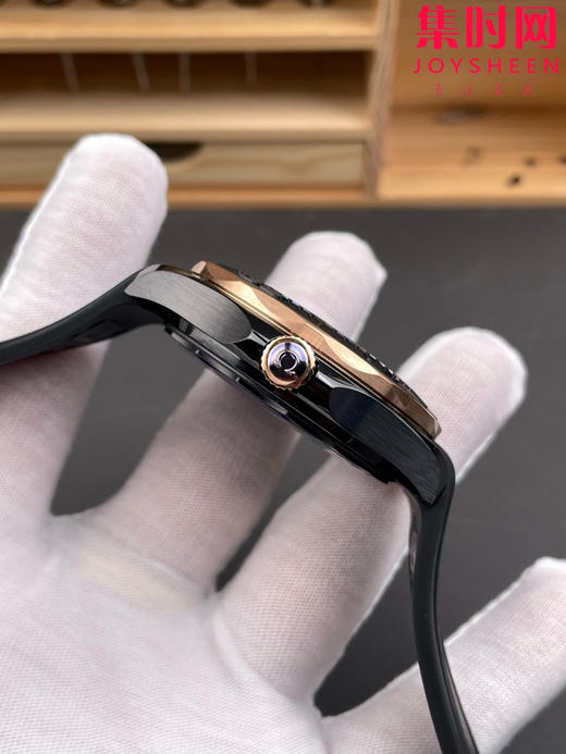 墨黑海马 桀骜登场 欧米茄新品VS海马300米系列 间玫金陶瓷海马 男士腕表 8806一体机 表径43.5mm 商品图5