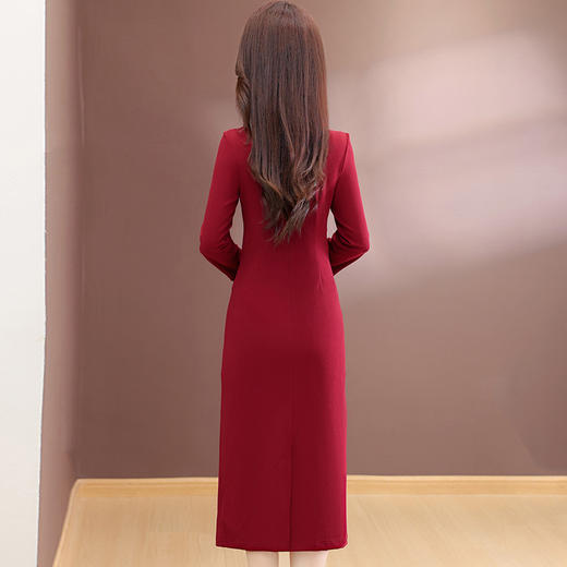 红色喜庆包臀裙，中长款花朵假两件礼服裙QYM-YJ-25ZB915-Y 商品图2