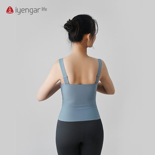 C1213艾扬格 life 瑜伽无袖带胸垫建身小吊带 螺纹简约背心秋冬打底背心 可调节肩带 软绵亲肤 显示背部线条 商品图5