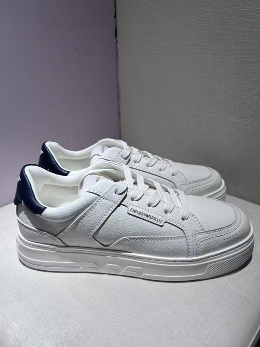 E ARMANI 运动鞋男  EM003702AF19573-M0019 .【鞋底有膜，试穿小心】 商品图0