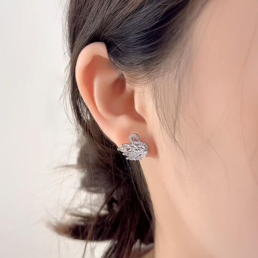 BAOFANDI宝梵迪 法式轻奢天鹅系列耳钉 商品图3