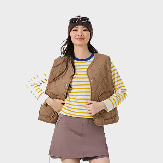 秋冬保暖颠覆来袭！【DUBAILI--男女同款科技三防羊毛马甲】防风防水防污性能、羊毛填充更轻盈/更保暖/更透气、简约立体剪裁版型、斜插兜+后背精妙横切设计、百搭造型解锁秋冬新时尚 商品图5