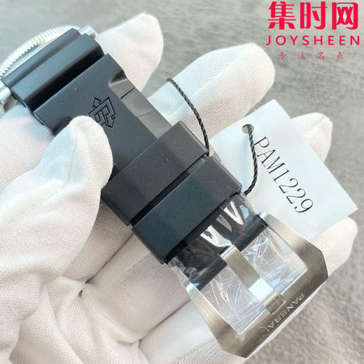 VS沛纳海PAM01229 潜行系列PAM1229 男士腕表
机芯：VS定制P.900型一体 商品图7