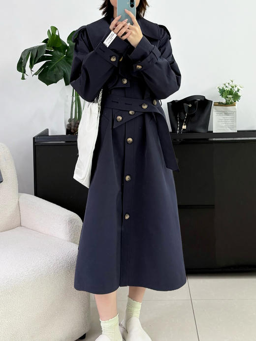 专柜实拍【官网1k+两件套装】拉夏贝尔/La Chapelle摩登风范、挺括不凡高级感风衣套装提升气质长裙+坎肩外套 商品图10