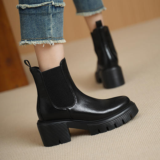 【预售5天】真皮圆头厚底马丁靴，粗跟防水台烟筒瘦瘦靴切尔西短靴DTN&561-2 商品图3