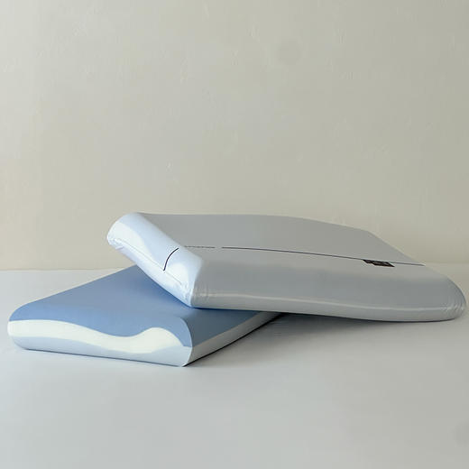 顶柔ZERO零压云朵枕3.0，软而不塌，支撑而不突兀 是3种记忆绵们配合出来的好睡感 商品图2