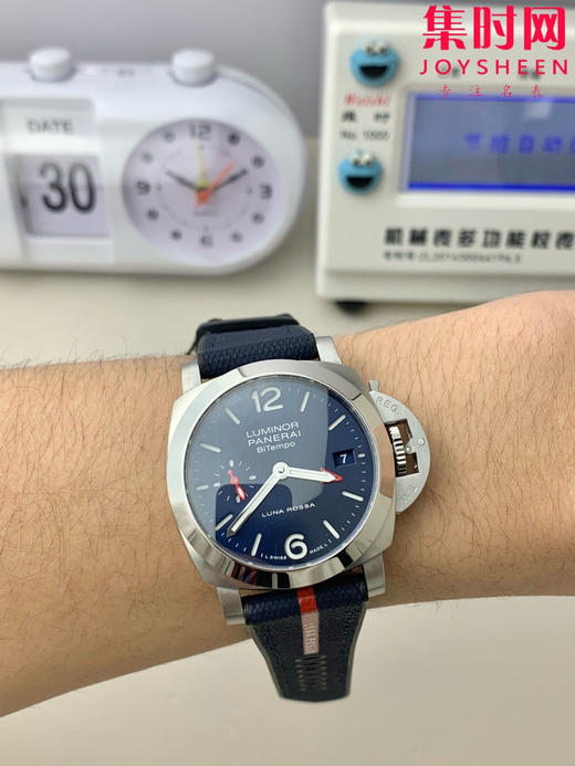 VS沛纳海PAM01404 庐米诺系列PAM1404 男士腕表 适合亚洲人腕围的表盘尺寸40mm
机芯：VS定制P.900型一体 商品图5