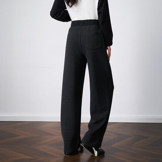 OLrain欧芮儿2025新款女秋季字母刺绣加厚针织休闲裤弯刀阔腿卫裤 商品图3