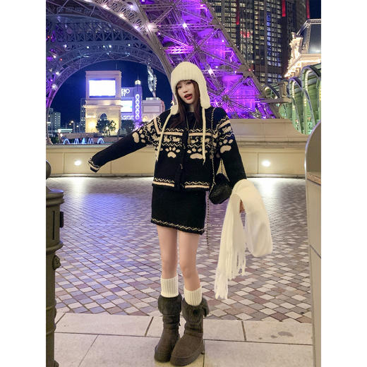 <曾小咸推荐>2.4现货秒杀 ！微信超特价！撞色提花毛衣外套 日常189.99 立减 100 秒杀89.99！！半裙 日常129.99 立减70 秒杀59.99！！ 商品图2