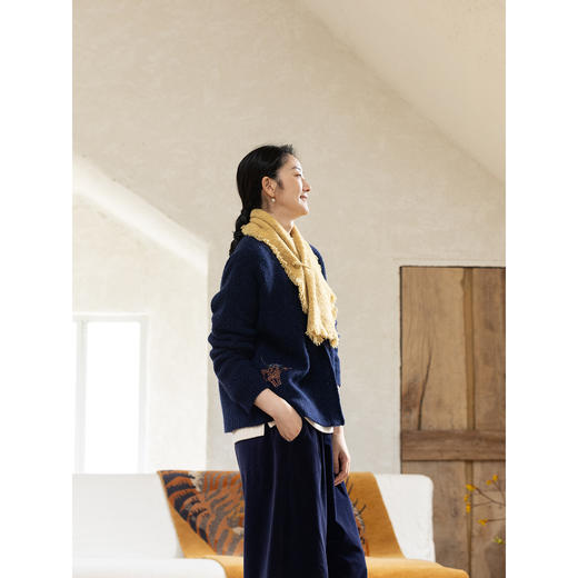 牧衣游原创 羊羔绒混织手工刺绣毛织外套冬蓬松保暖百搭开衫 风阙 商品图3