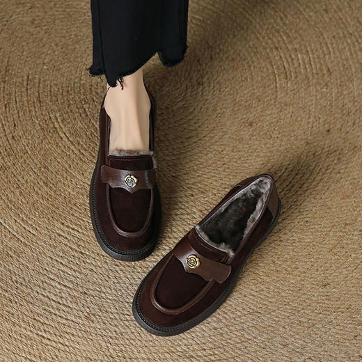 【预售5天】真皮圆头山茶花，羊羔毛乐福鞋复古厚底加绒单鞋SSS&9064M 商品图3