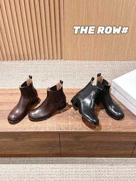 The Row 新季经典切尔西粗跟短靴（DBG）