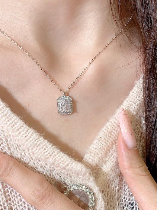 卡蒂罗KADER 冰晶方糖项链  轻奢简约镶嵌大颗闪锆小众高贵气质冷淡风璀璨闪耀锁骨链 甜美可爱少女心显白神器 商品图3