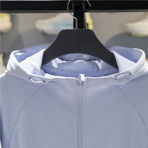 李宁女子2025秋季开衫运动上衣健身外套AWDV512-2 商品图3