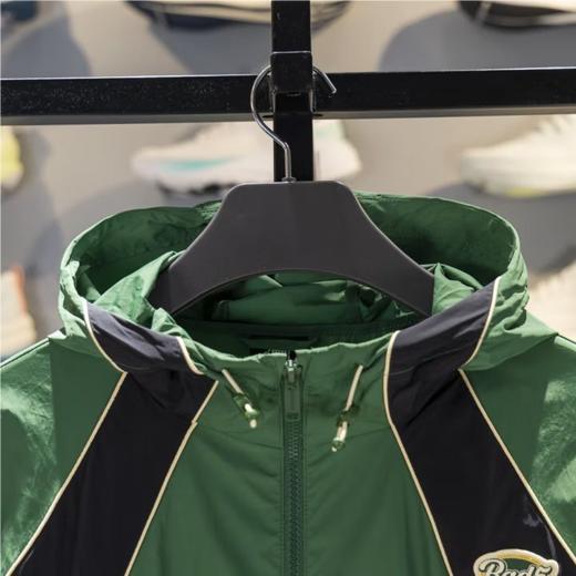 李宁男子2025春秋休闲连帽运动夹克外套AFDV329-3 商品图3