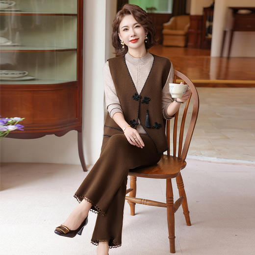 W523-QYR321三件套-205-298中年妈妈秋装新款套装新中式马甲三件套中老年女装宽松阔腿裤套装 商品图2